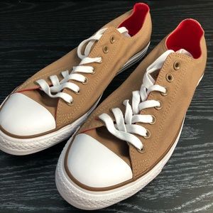 Low-cut Converse Classics-Tan